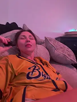 funcouple012 online show from April 5, 9:08 am