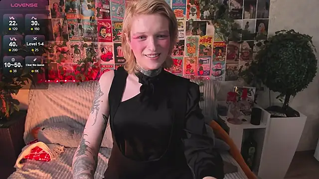 Snapshot of Simona_Rain chatting on September 14, 1:25 am Simona Rain online show from September 14, 1:25 am