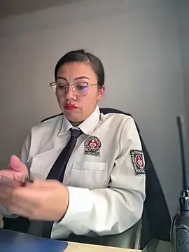 LIZ-06  online show from October 6, 3:18 pm