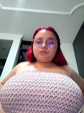 CURVY-HORNY online show from February 10, 3:09 am