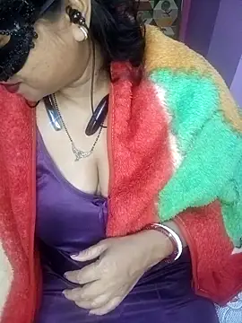 Sexy Mona Bhabhi online show from December 5, 5:58 pm