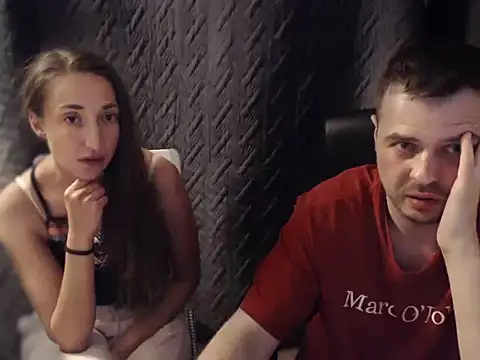 BraveCouple online show from July 3, 11:00 pm