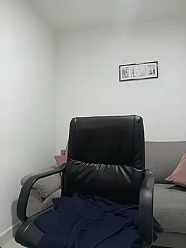 Adele Sweett online show from November 20, 12:28 pm