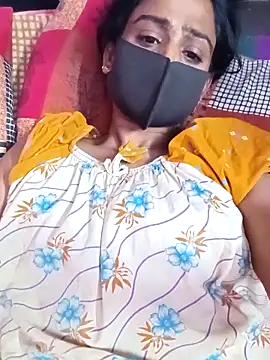 Snapshot of sweety_telugu_couple2027 chatting on September 21, 7:23 pm sweety telugu couple2027 online show from September 21, 7:23 pm