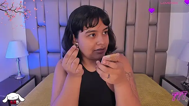  sowy venus  online show from March 23, 12:00 pm