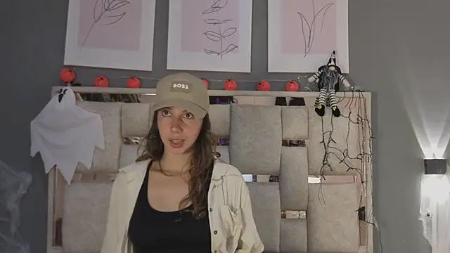 jolie lov online show from October 27, 1:17 pm