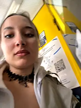 VelvetVixenI online show from October 4, 12:33 pm