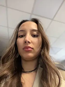 VelvetVixenI online show from September 29, 11:15 am