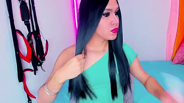 Candace Queen online show from November 3, 3:27 pm