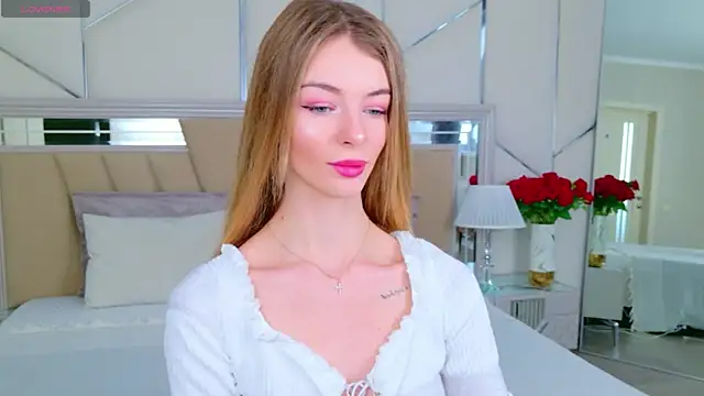 MeganMour online show from April 14, 9:31 am