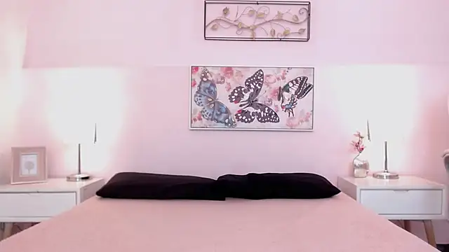 sara17  online show from November 11, 3:13 am