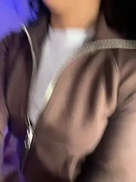 Emily-14 online show from March 28, 2:11 am