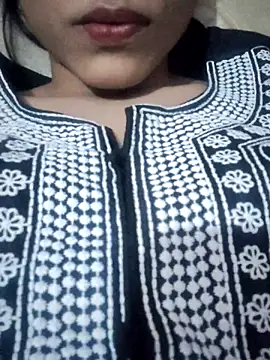 Babby girl08 online show from October 31, 7:18 pm