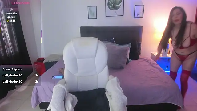  lara1 online show from December 1, 7:27 pm