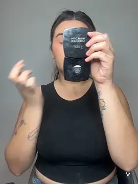 SaraBraun  online show from January 13, 5:39 pm