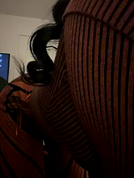 Snapshot of Charismasweets chatting on October 22, 8:08 am Charismasweets online show from October 22, 8:08 am