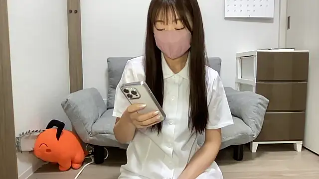 Mayu official online show from April 5, 3:05 am