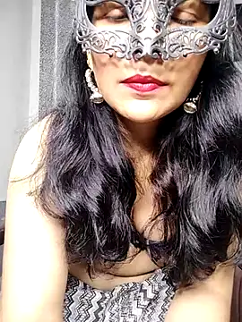 Snapshot of sexy_bhabhi69 chatting on September 16, 6:05 pm sexy bhabhi69 online show from September 16, 6:05 pm