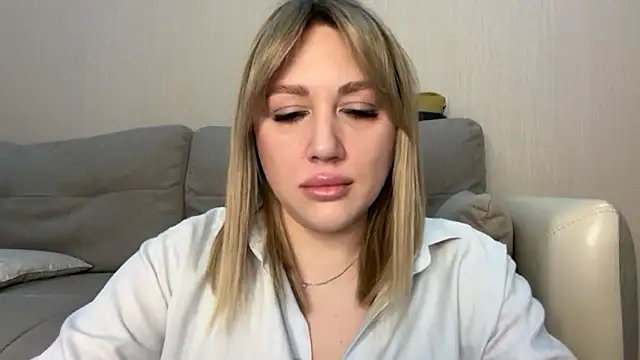 VickyLove047 online show from March 21, 6:29 am