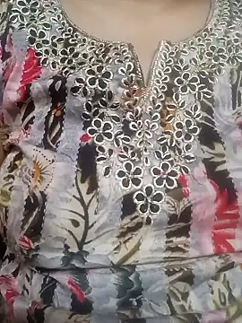 sunita-doll online show from December 5, 4:41 pm