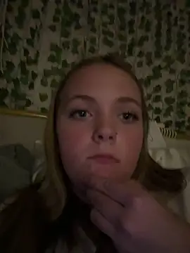 lilabigtits online show from October 27, 8:58 pm