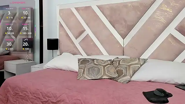 hotmature1 online show from April 18, 11:13 am