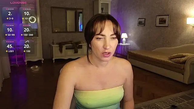 AnneHaddaway online show from October 17, 7:39 pm