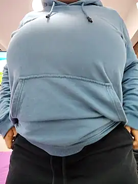 Miss balloonsmila online show from November 6, 1:44 am