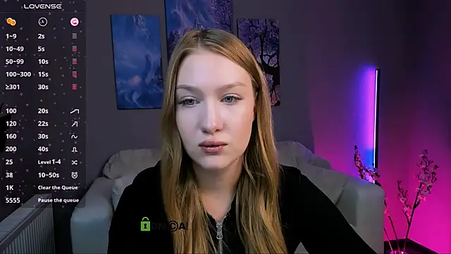 playful sophie online show from October 10, 10:25 pm