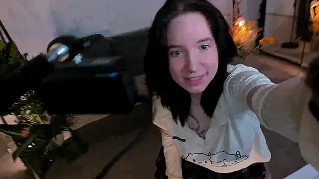 lilithlunna online show from September 24, 10:53 pm