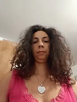Snapshot of naughty69curls chatting on October 20, 8:01 pm naughty69curls online show from October 20, 8:01 pm