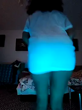 Snapshot of naughty69curls chatting on September 18, 5:22 pm naughty69curls online show from September 18, 5:22 pm