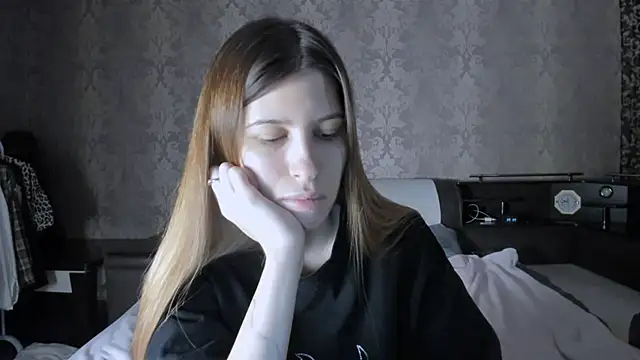 Agnes Allenn online show from November 28, 11:13 am