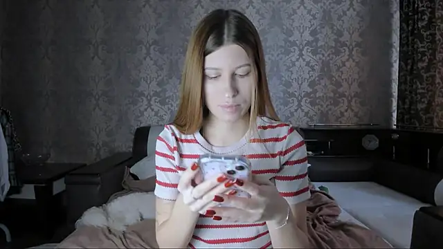 Snapshot of Agnes_Allenn chatting on September 22, 10:24 am Agnes Allenn online show from September 22, 10:24 am