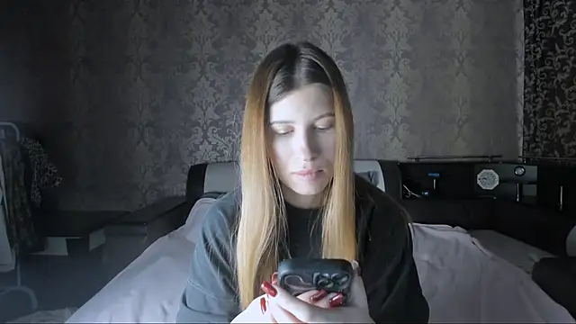 Snapshot of Agnes_Allenn chatting on October 18, 11:13 am Agnes Allenn online show from October 18, 11:13 am