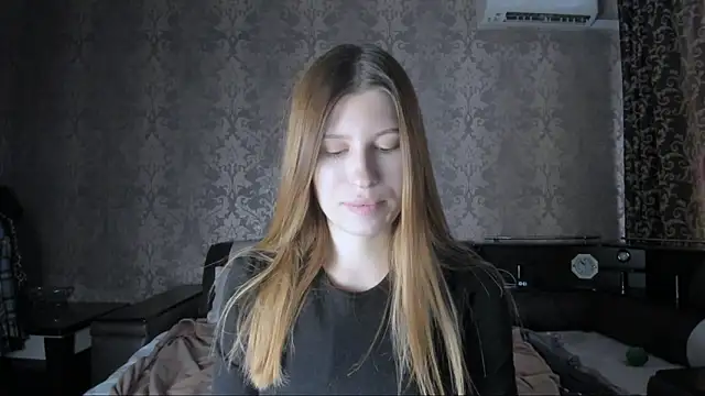 Snapshot of Agnes_Allenn chatting on September 28, 10:20 am Agnes Allenn online show from September 28, 10:20 am