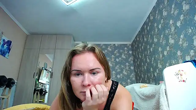  Miss Vanilla  online show from September 17, 7:50 am