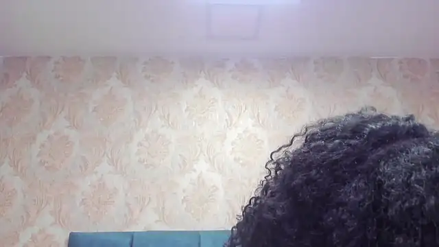 Snapshot of CintiaWalker chatting on October 5, 12:21 pm CintiaWalker online show from October 5, 12:21 pm