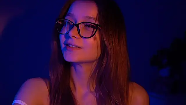 Hi my name is online show from April 18, 7:58 pm