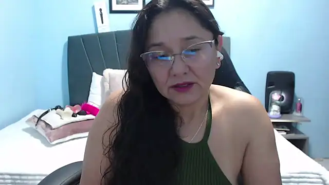 AngelRouss online show from May 8, 1:53 am