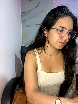 Rosita forever  online show from October 18, 8:10 pm