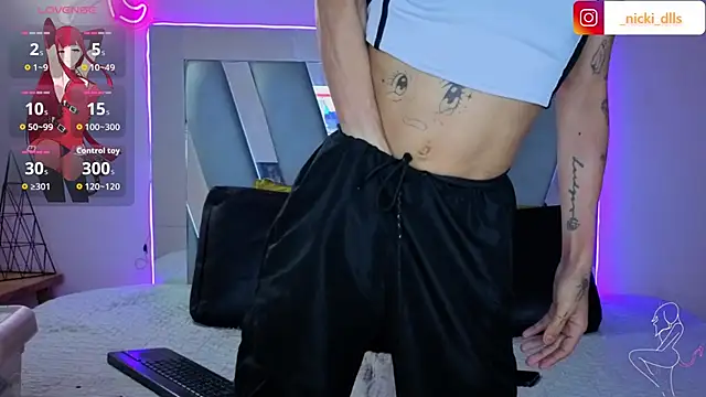 supradoll online show from November 14, 12:32 am