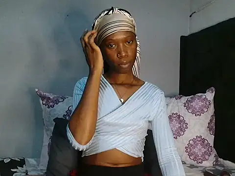 xxSexyTalia28 online show from March 1, 8:19 pm