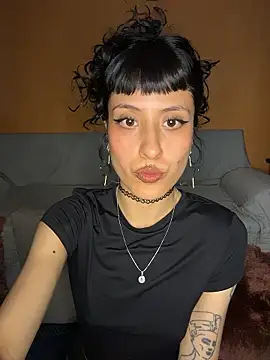 indira k online show from January 16, 1:12 am