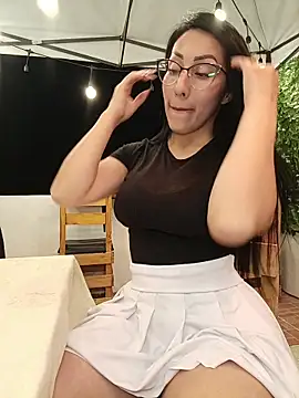 Isabellitasexi38 online show from November 24, 3:30 am