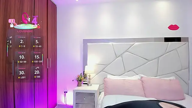 amelia cherry online show from October 21, 11:36 am