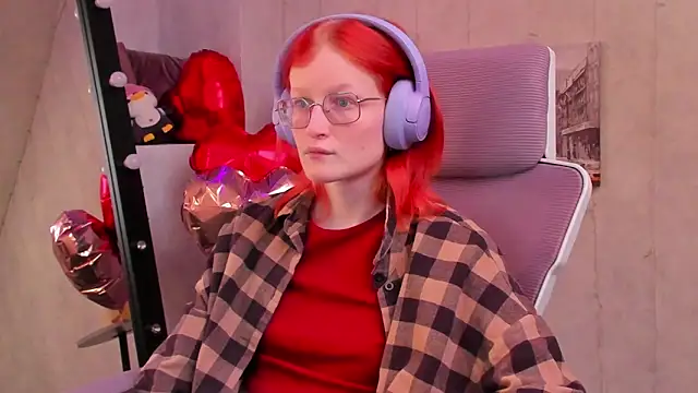 ElizabethHarpper online show from February 16, 9:20 am