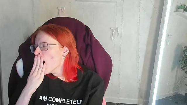 ElizabethHarpper online show from January 13, 1:22 am