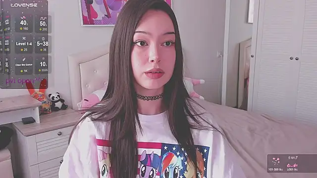 kittenrisha online show from February 13, 4:47 am