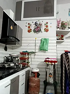 Best-Couple online show from November 29, 3:32 am